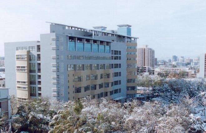 北京邮电大学(北京邮电大学考研分数线)