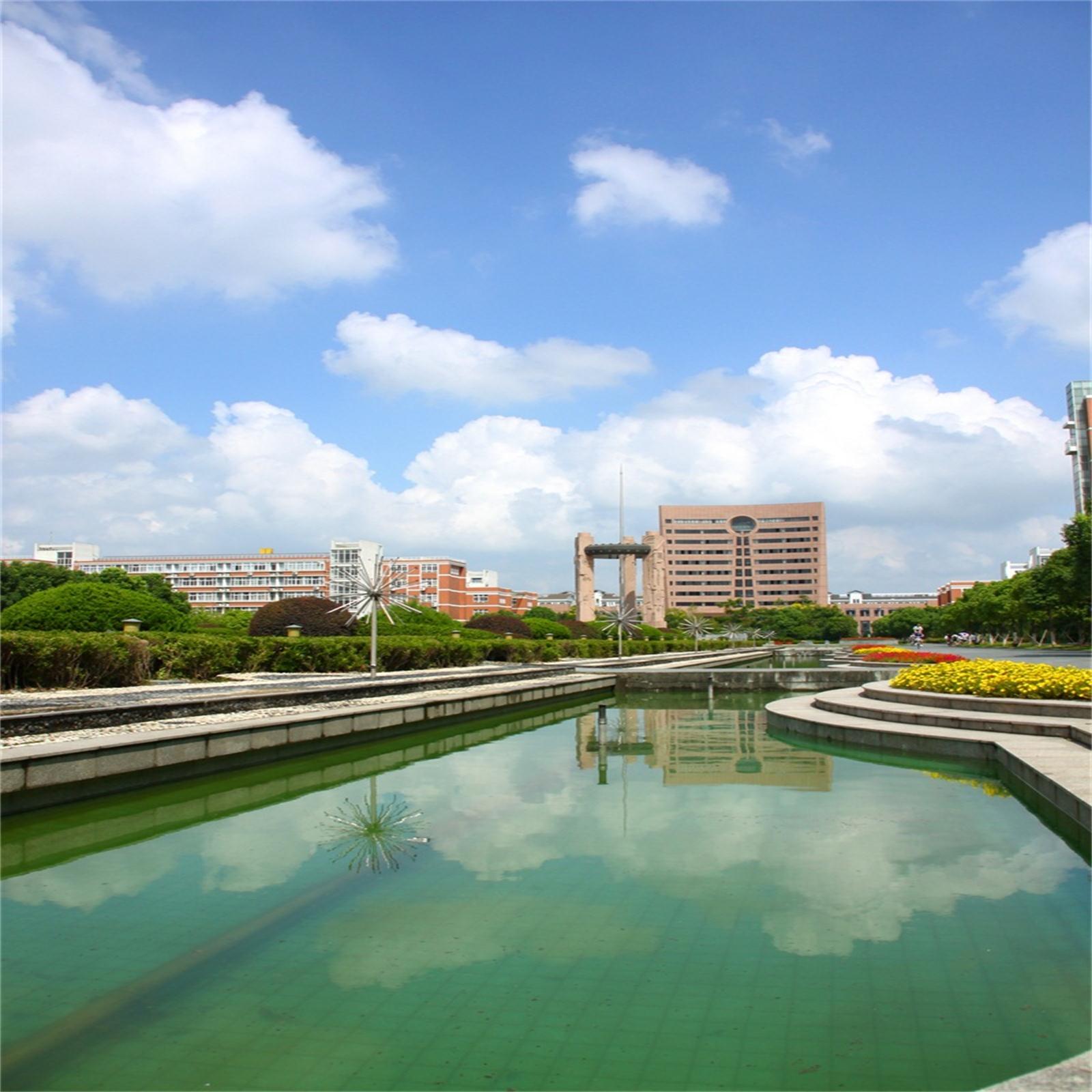电子科技大学毕业证(电子科技大学毕业证图片 封面)